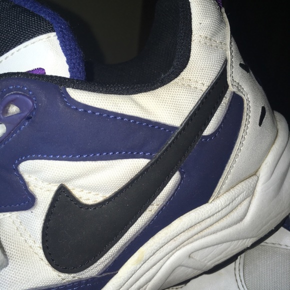 VINTAGE NIKE AIR CROSS TRAINING MENS SHOES SZ 9 - Picture 5 of 8